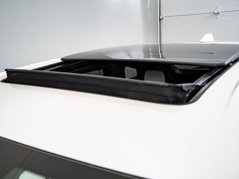 Used 2024 Acura ZDX A-Spec RWD image 14