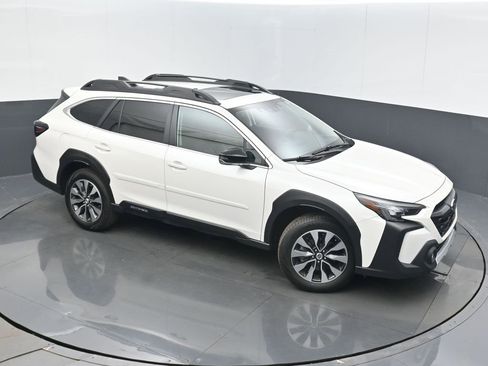 Used 2024 Subaru Outback Limited image 37