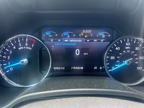 Used 2020 Ford Expedition Max XLT w/ Equipment Group 202A RWD image 21