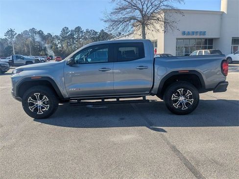 Used 2025 GMC Canyon AT4 image 6