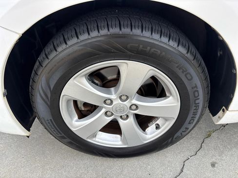 Used 2017 Toyota Sienna LE FWD image 11