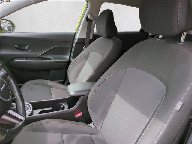 Used 2025 Hyundai Kona SEL AWD/4WD image 15