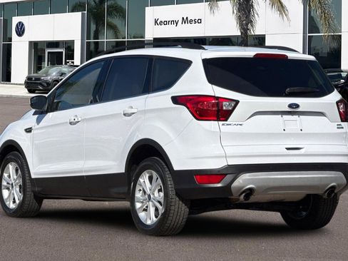 Used 2019 Ford Escape SEL image 6