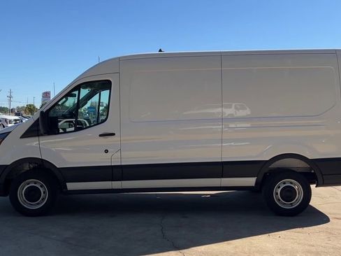 New 2025 Ford Transit 250 148 Medium Roof image 3