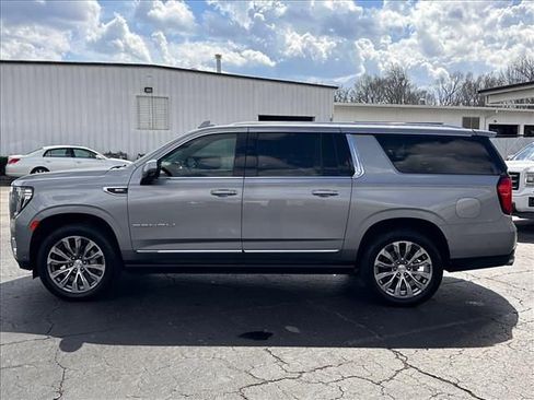 Certified 2023 GMC Yukon XL Denali w/ Denali Reserve Package image 7