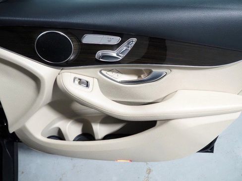 Used 2019 Mercedes-Benz GLC 300 image 51