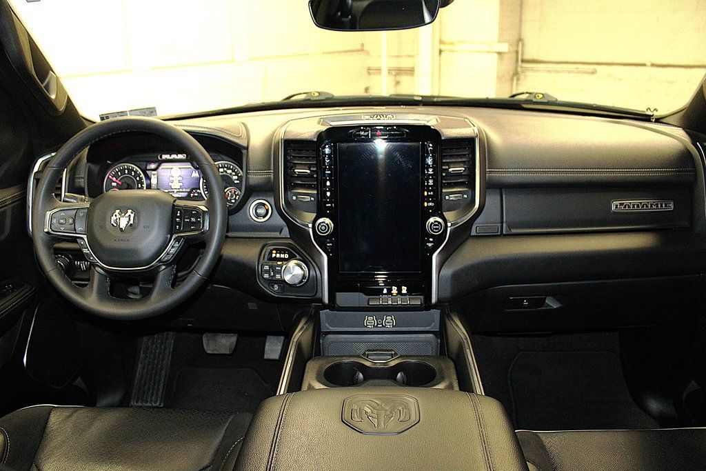 Certified 2026 RAM 1500 Laramie AWD/4WD image 9