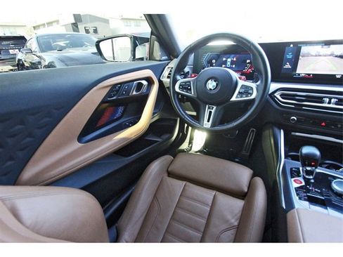 Used 2024 BMW M2 w/ Lighting Package image 7