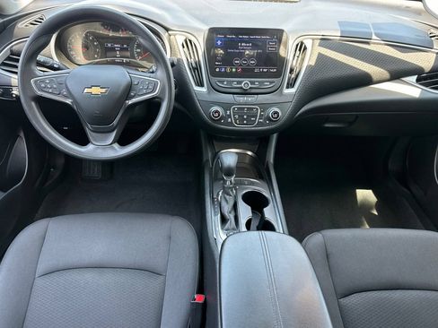 Used 2024 Chevrolet Malibu LT FWD image 17