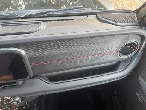 Used 2025 Jeep Wrangler Unlimited Rubicon image 35