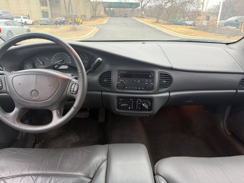 Used 2005 Buick Century Custom image 11