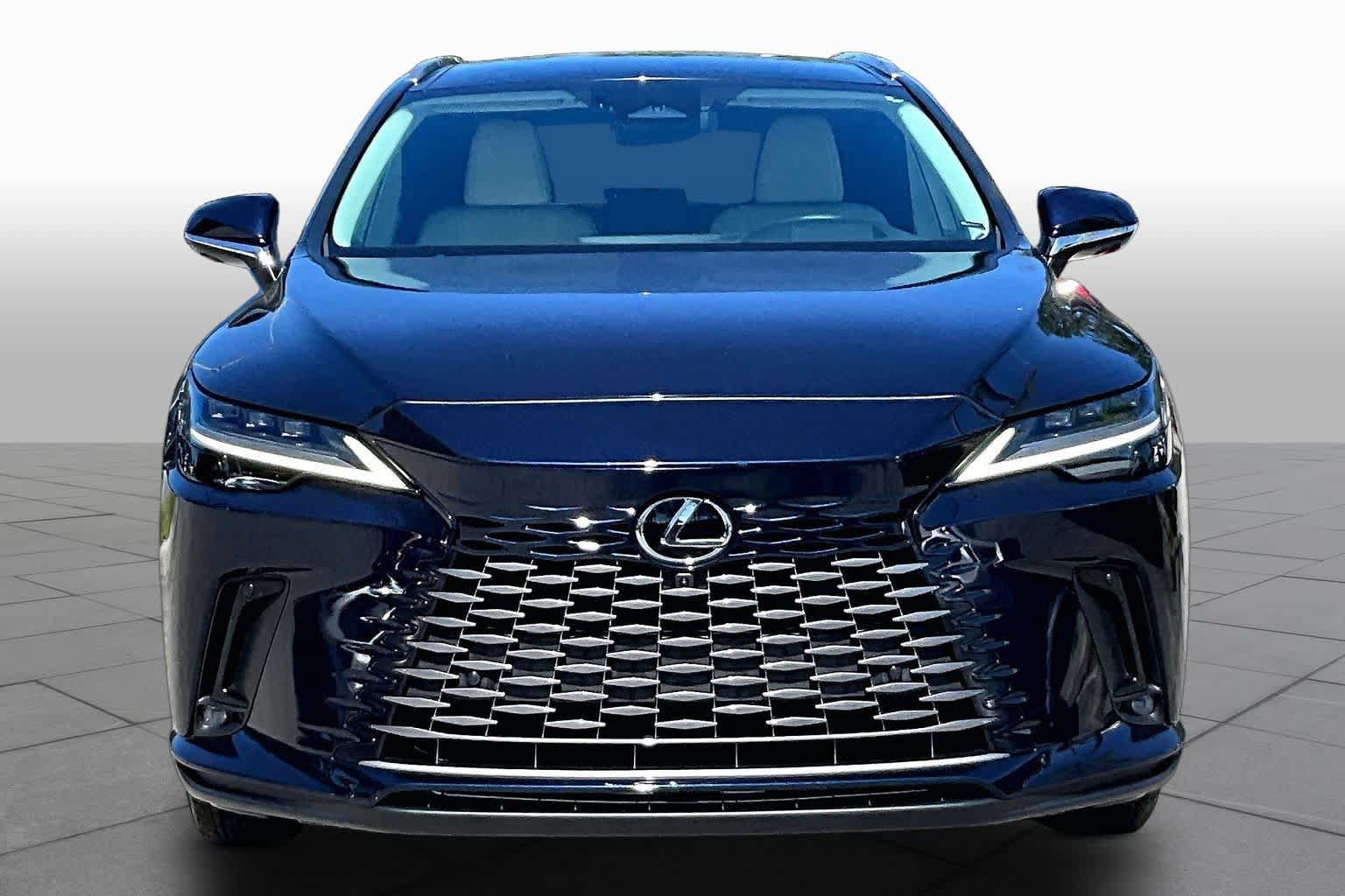 Used 2024 Lexus RX 350 FWD w/ Convenience Package image 4