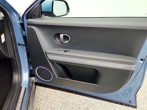 Used 2025 Hyundai Ioniq 5 Limited RWD image 26