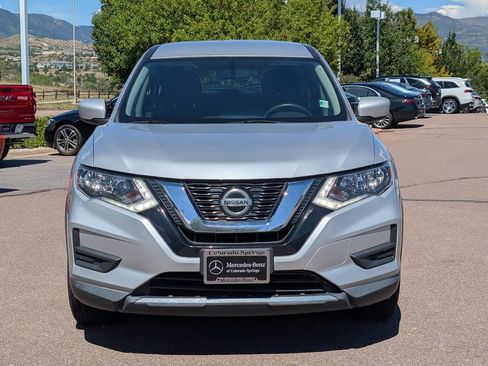 Used 2018 Nissan Rogue S AWD/4WD image 2