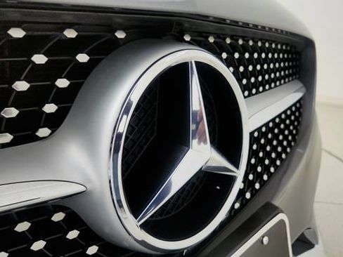 Used 2017 Mercedes-Benz C 300 Cabriolet image 27