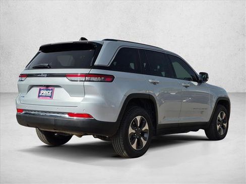 Used 2022 Jeep Grand Cherokee Limited 4xe AWD/4WD image 5