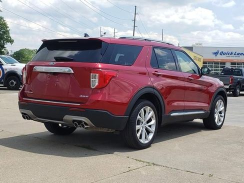 Used 2023 Ford Explorer Platinum w/ Technology Package AWD/4WD image 4