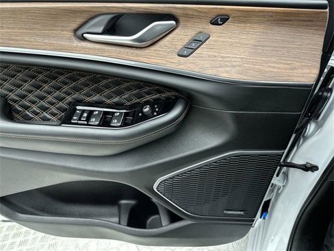 Used 2023 Jeep Grand Cherokee L Summit w/ Advanced Protech Group IV image 13