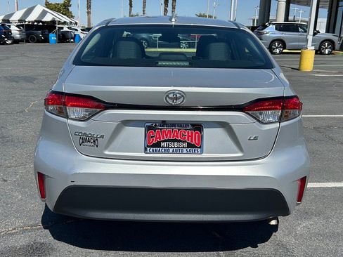 Used 2024 Toyota Corolla LE FWD image 4