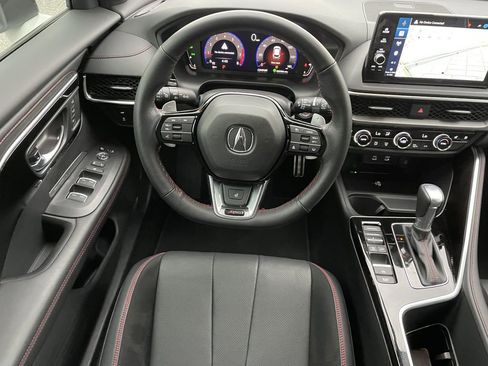 Used 2025 Acura ADX A-Spec image 13