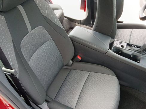 Used 2026 Nissan Sentra SV w/ Floor Mat Package FWD image 28