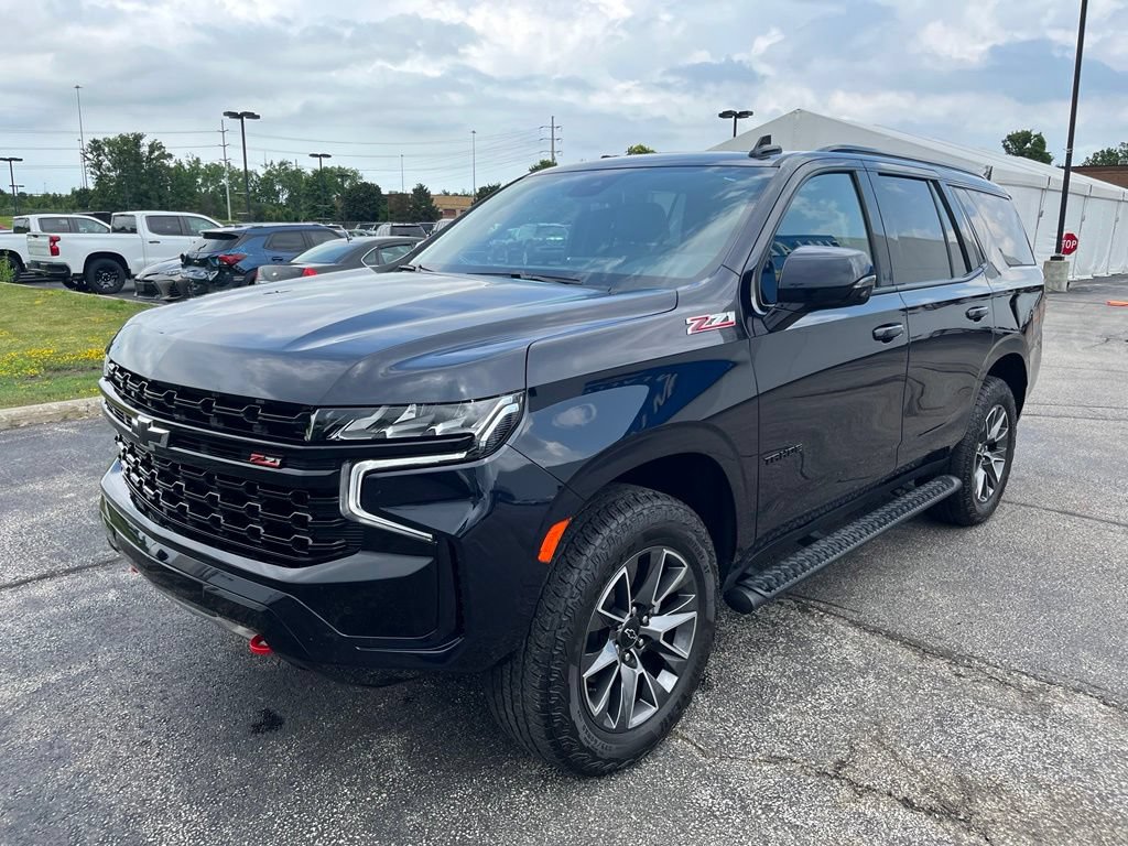Certified 2023 Chevrolet Tahoe Z71 w/ Luxury Package AWD/4WD image 3