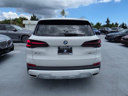 New 2026 BMW X5 xDrive40i w/ Climate Comfort Package AWD/4WD image 5