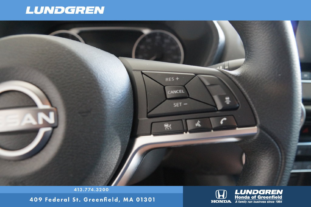 Used 2024 Nissan Sentra SV FWD image 18