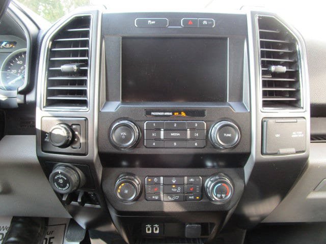 Used 2019 Ford F150 XLT w/ Equipment Group 302A Luxury AWD/4WD image 15