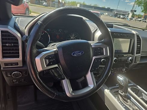 Used 2020 Ford F150 Lariat w/ Equipment Group 502A Luxury AWD/4WD image 12