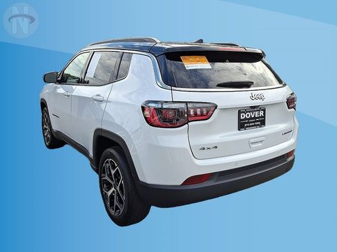 Certified 2025 Jeep Compass Limited AWD/4WD image 14