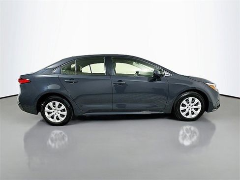Used 2024 Toyota Corolla LE image 8