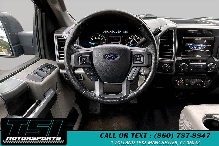 Used 2015 Ford F150 XLT w/ Equipment Group 302A Luxury AWD/4WD image 5