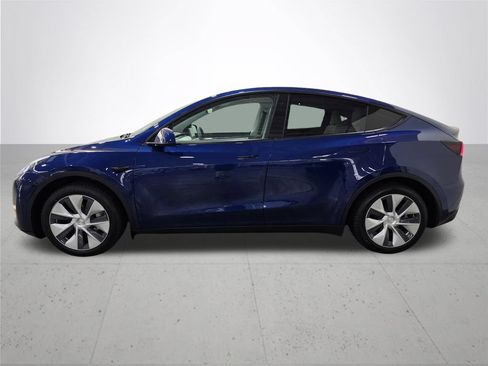 Used 2022 Tesla Model Y Long Range AWD/4WD image 15