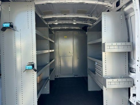 New 2024 Ford Transit 250 148 Medium Roof image 8