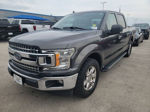 Used 2018 Ford F150 XLT w/ Equipment Group 302A Luxury RWD image 3