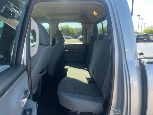 Used 2017 RAM 1500 Big Horn RWD image 17