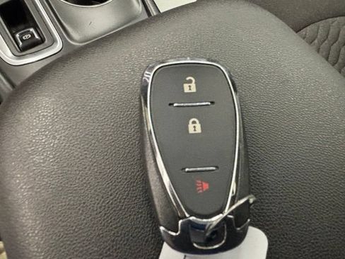 Used 2019 Chevrolet Equinox LT FWD image 33