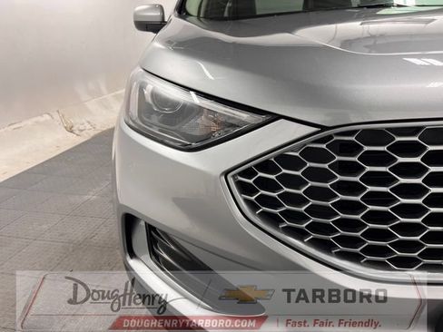 Used 2023 Ford Edge SEL AWD/4WD image 11