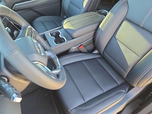 New 2026 GMC Acadia Elevation w/ Black Edition image 16