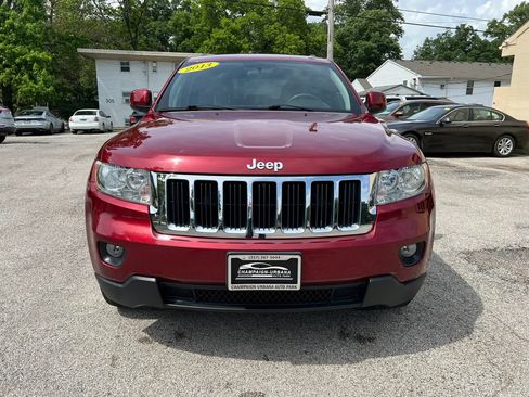 Used 2013 Jeep Grand Cherokee Laredo w/ Laredo E Group AWD/4WD image 2