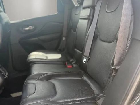 Used 2014 Jeep Cherokee Limited w/ Technology Group AWD/4WD image 13