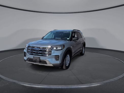 New 2026 Ford Explorer Active image 3