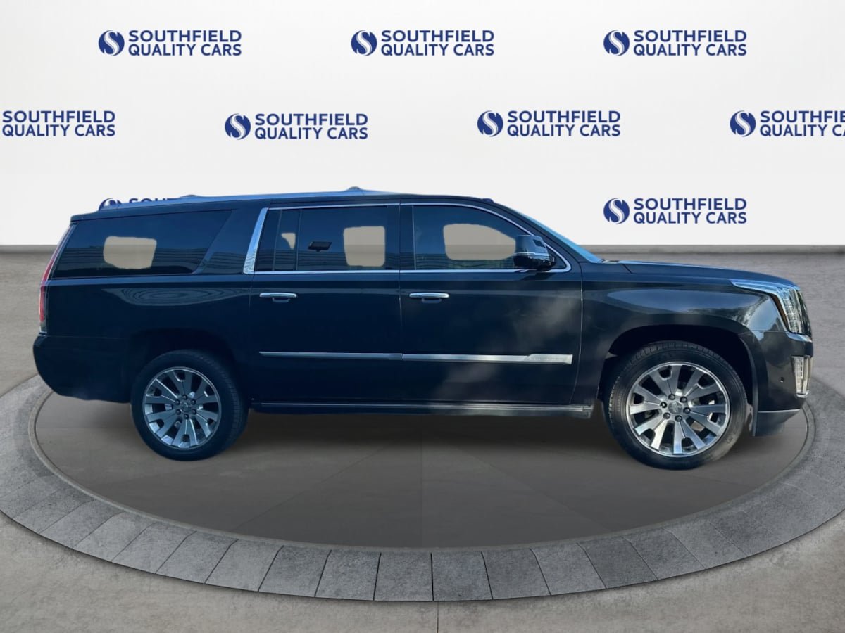 Used 2019 Cadillac Escalade ESV Premium Luxury AWD/4WD image 8