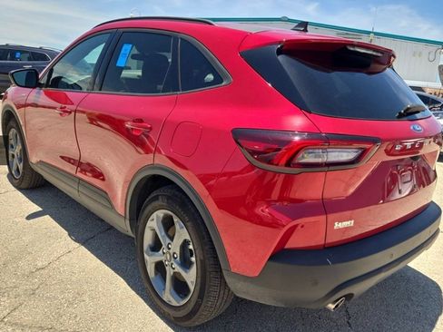 Used 2025 Ford Escape ST-Line w/ Tech Pack #1 FWD image 12
