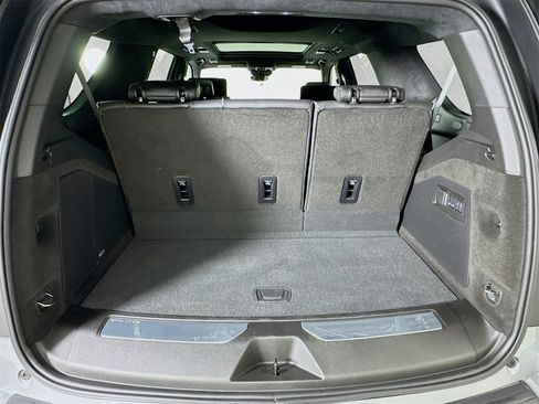 Used 2025 Cadillac Escalade V image 30