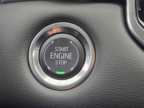 New 2026 GMC Canyon Elevation w/ Convenience Package image 23