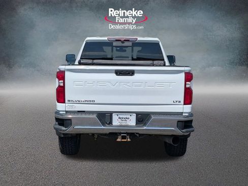 Used 2021 Chevrolet Silverado 2500 LTZ w/ LTZ Convenience Package AWD/4WD image 6