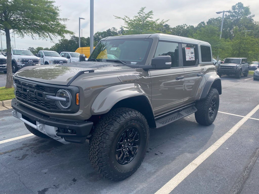New 2026 Ford Bronco Raptor w/ Interior Carbon Fiber Pack AWD/4WD image 3