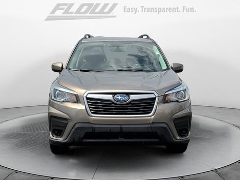 Used 2020 Subaru Forester Premium AWD/4WD image 3